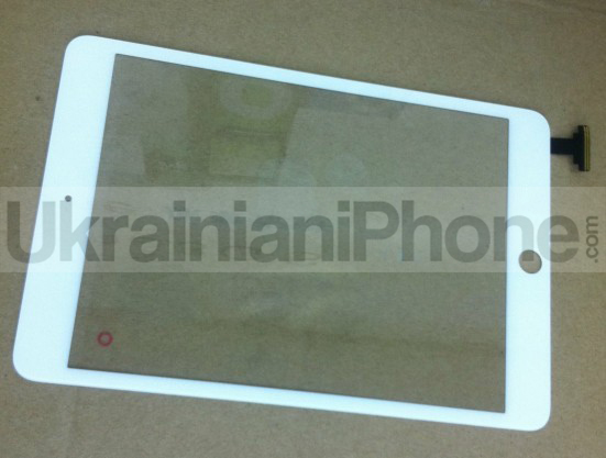 Фото крышки и экрана планшета iPad mini