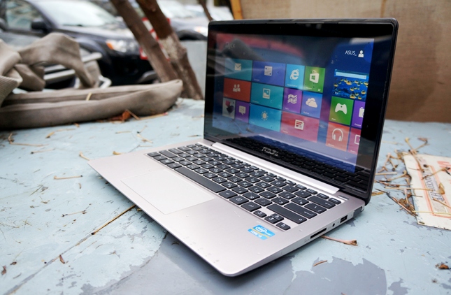 ASUS VivoBook X202E: ноутбук с сенсорным экраном?