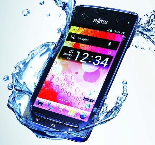 Fujitsu F074: водонепроницаемый Android-смартфон
