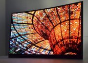 Samsung показала изогнутый OLED телевизор