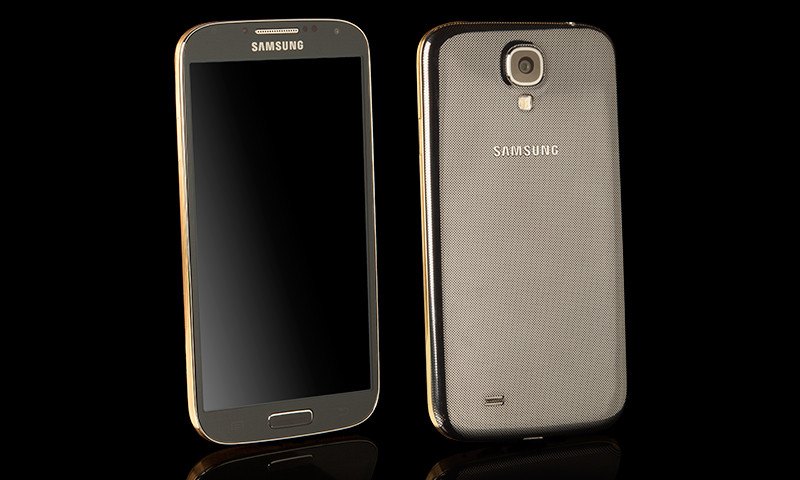 Золотой Samsung Galaxy S4