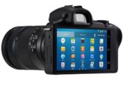 Пресс-фото камеры Samsung Galaxy NX на ОС Android