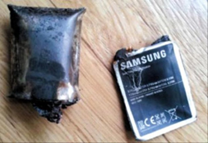 Расплавившийся аккумулятор Samsung Galaxy S III