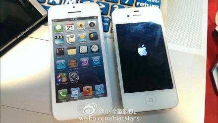 Apple iPhone 5C и iPhone 4S