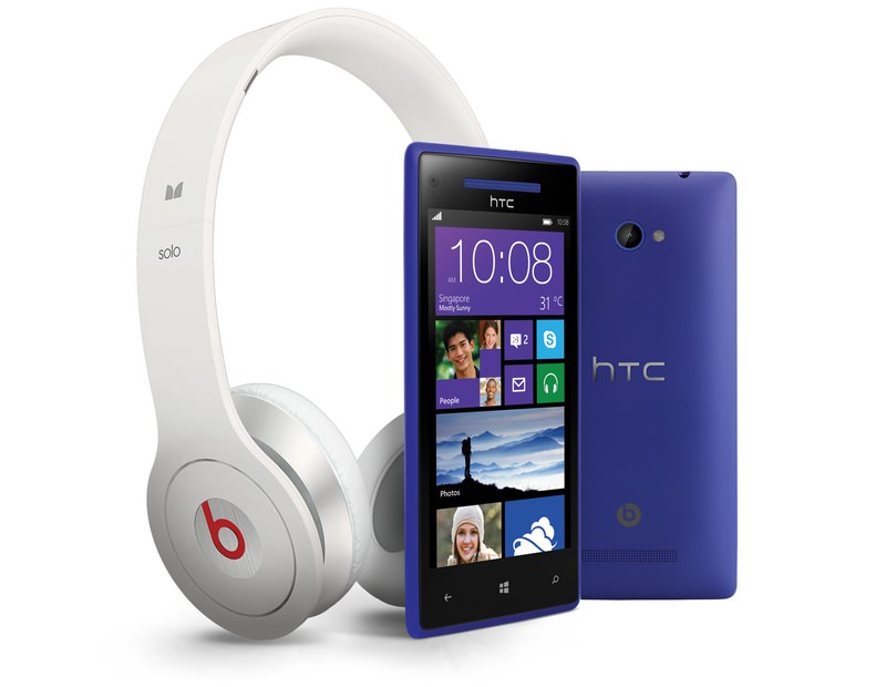 Телефон на 8 30. HTC 8x. HTC Windows Phone 8. HTC на виндовс. HTS 2010 Windows Phone.