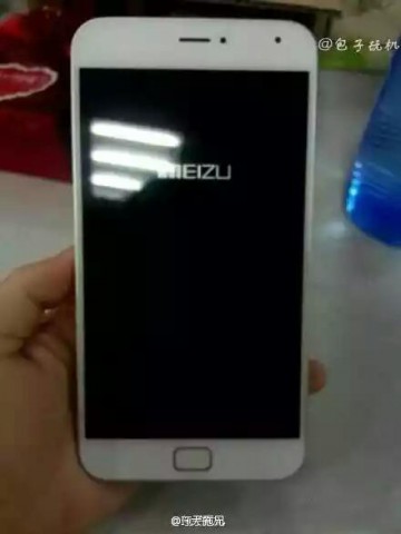 Meizu MX4 Pro в белом цвете