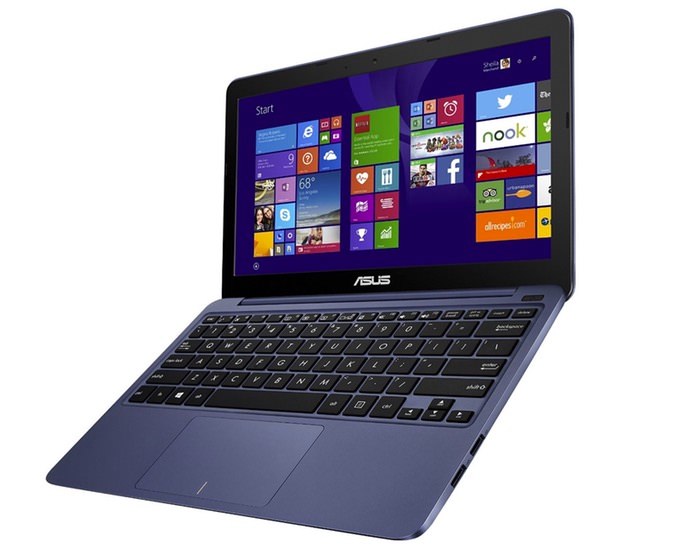 Мини-ноутбук ASUS EeeBook X205 поступил в продажу