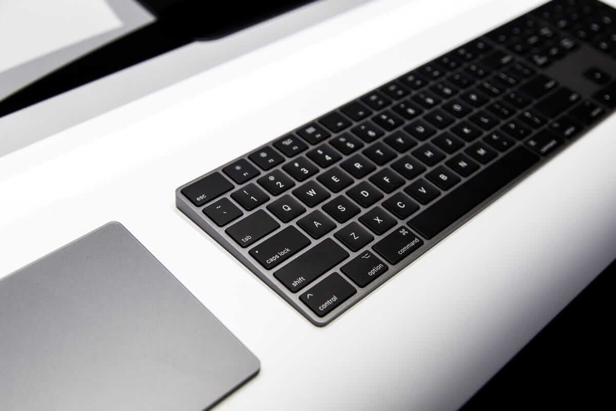 WWDC 2017: Apple выпустила Magic Keyboard с цифровой панелью