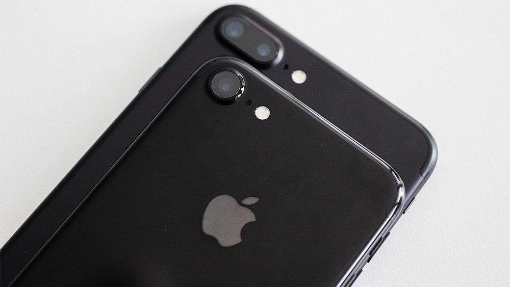 Apple лишит iPhone разъёма и физических кнопок