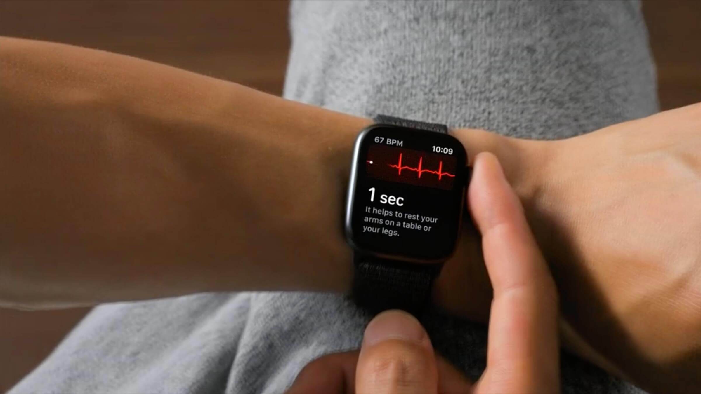 ЭКГ в Apple Watch Series 4 появится лишь к концу года и только для США