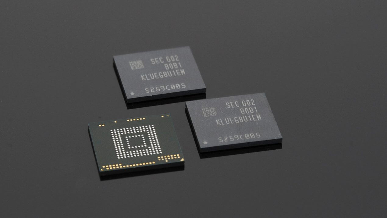 Samsung представила стандарт памяти UFS 3.0, делающий смартфоны в 2 раза быстрей