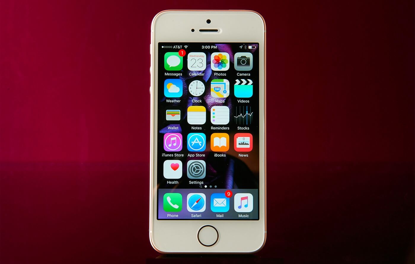 Apple возобновила продажу iPhone SE по цене $250