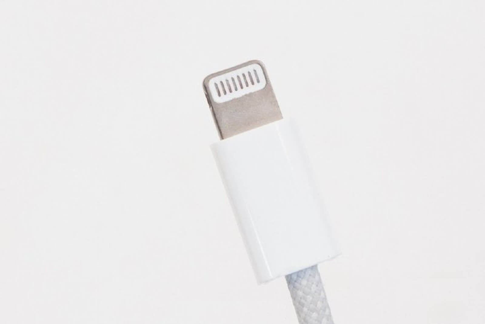 iPhone 12 тканевый кабель