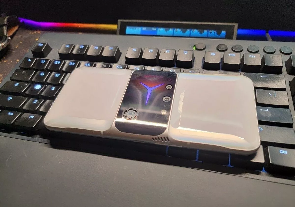 Lenovo Legion Phone Duel 2