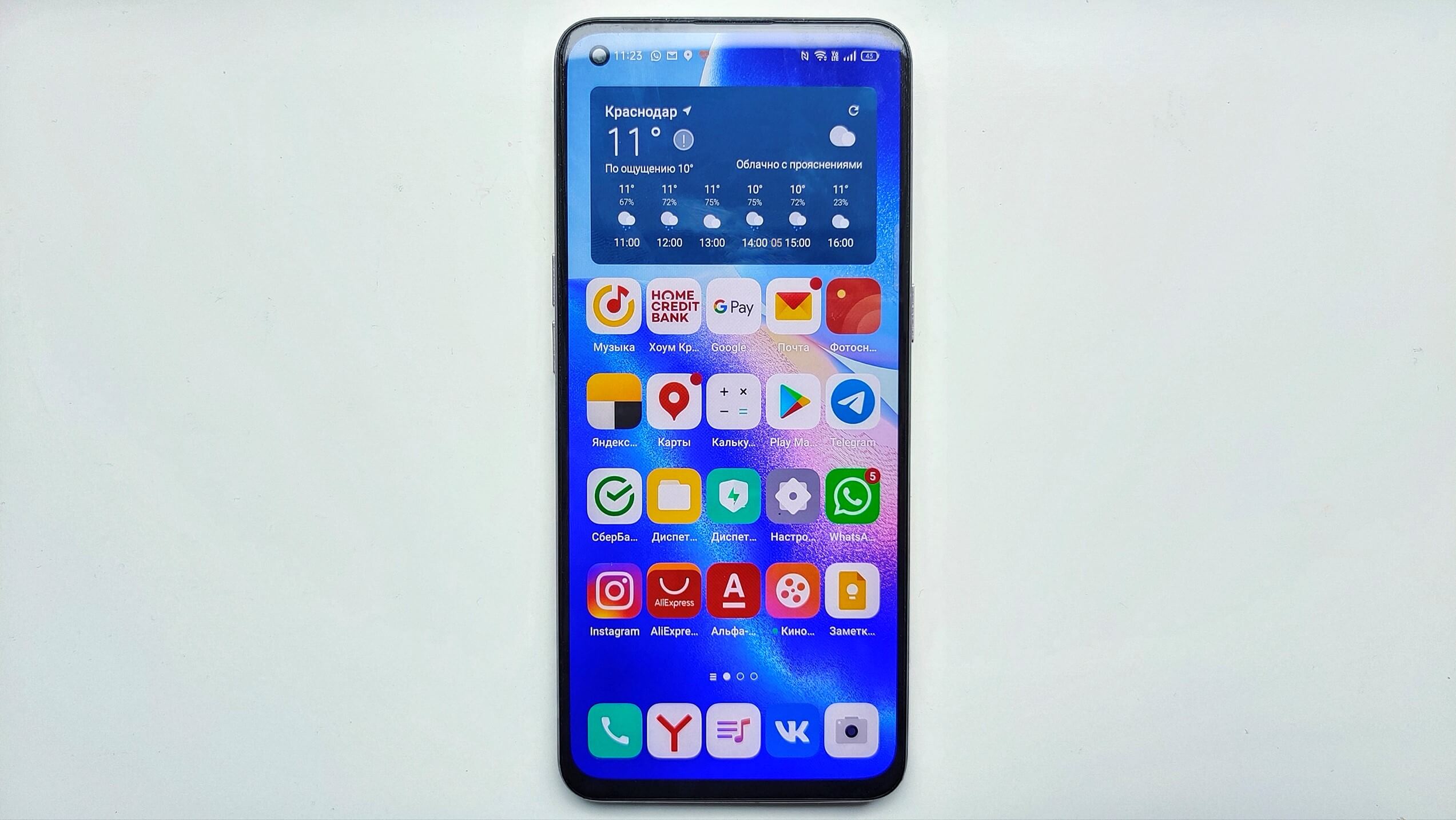 OPPO Reno 5 Front Side