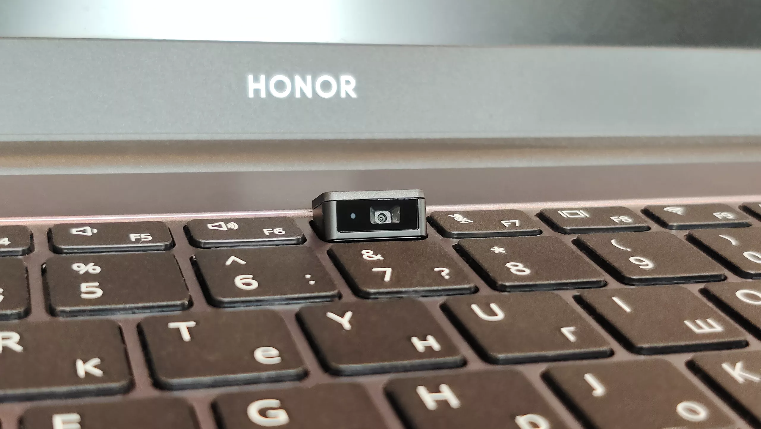 Honor MagicBook 15 (2021) Selfie Camera