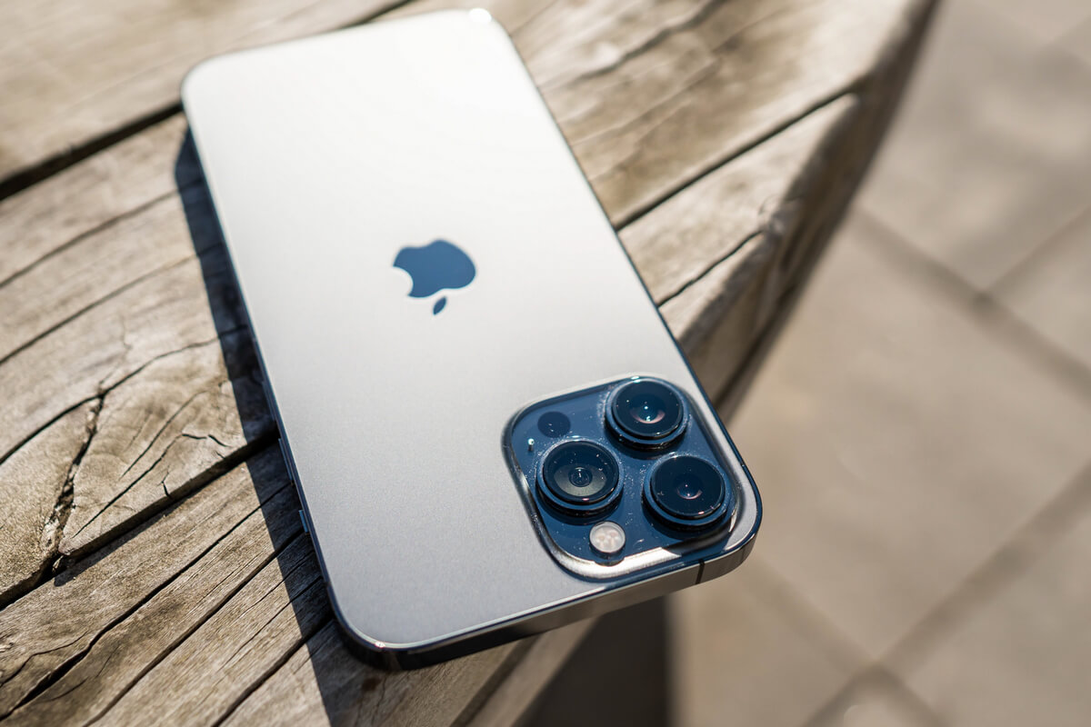 Производство iPhone и другой техники Apple возобновилось на заводе Foxconn