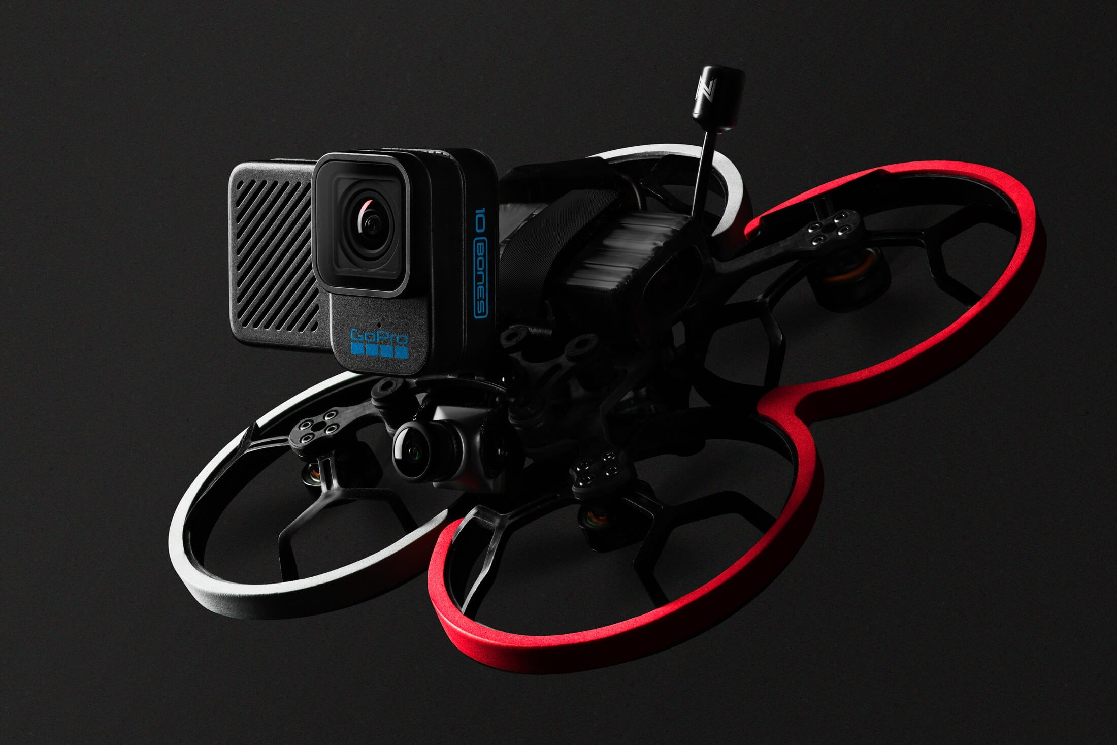 Представлена камера GoPro Hero 10 Black Bones для FPV-дронов