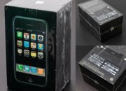 Запакованный первый iPhone продали на аукционе за $63 356