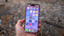 Продажи iPhone составляют 75% рынка премиальных смартфонов