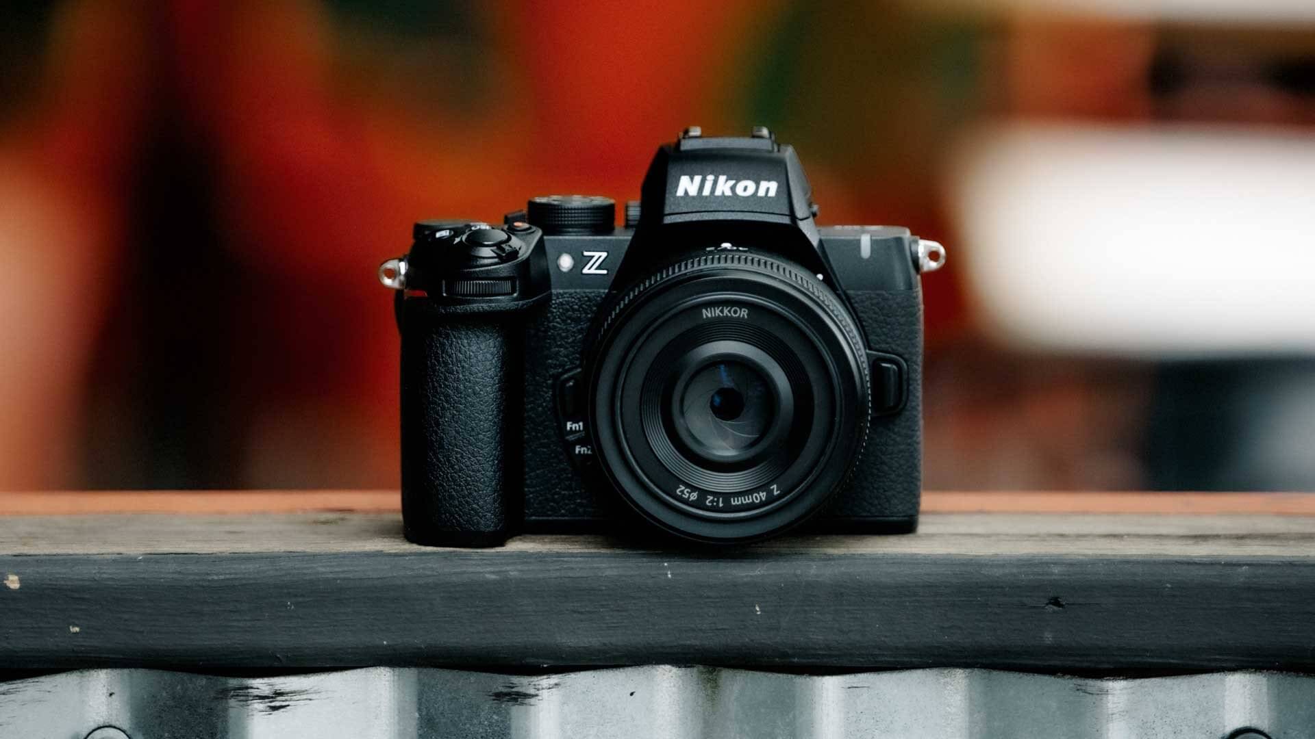 Nikon представила фотоаппарат Nikon Z50II с уникальной кнопкой