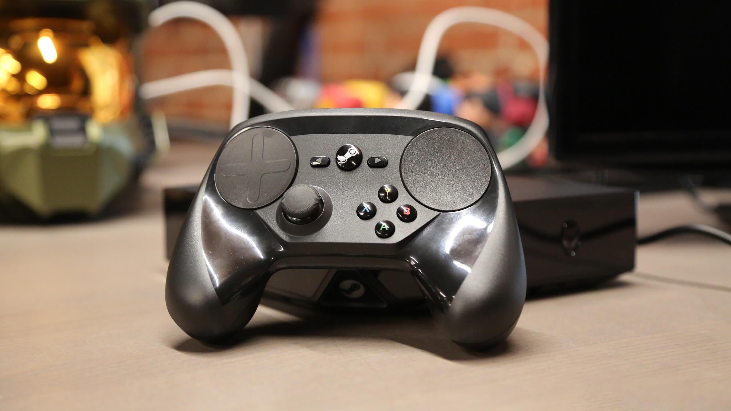 Valve разрабатывает Steam Controller 2 и геймпад для VR-гарнитуры