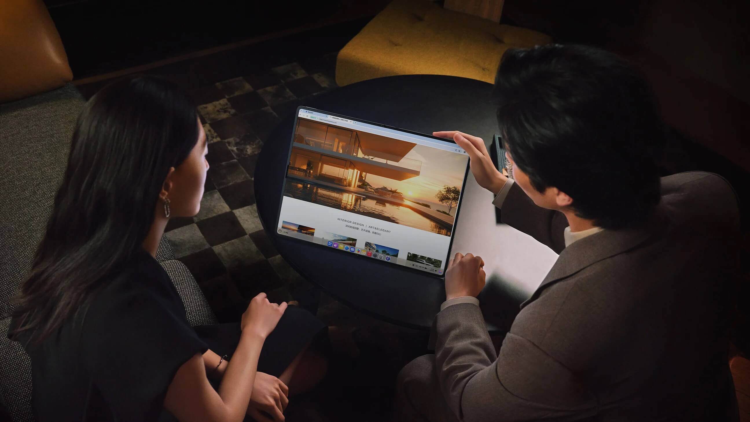 Huawei показала ноутбук MateBook Fold с гибким экраном