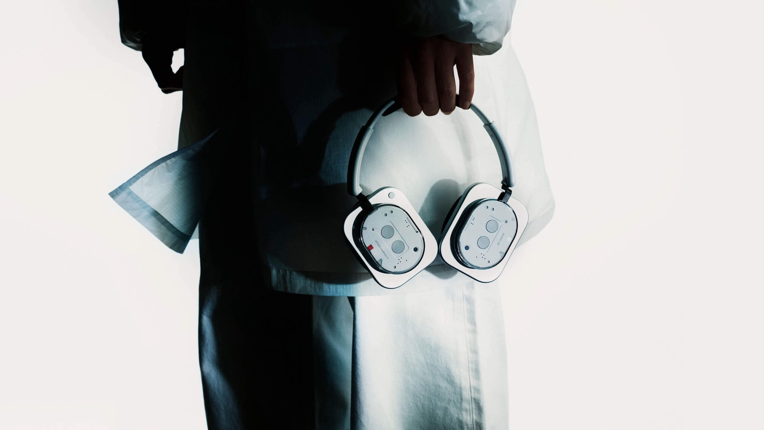 Представлены Nothing Headphone (1) – первые полноразмерные наушники бренда