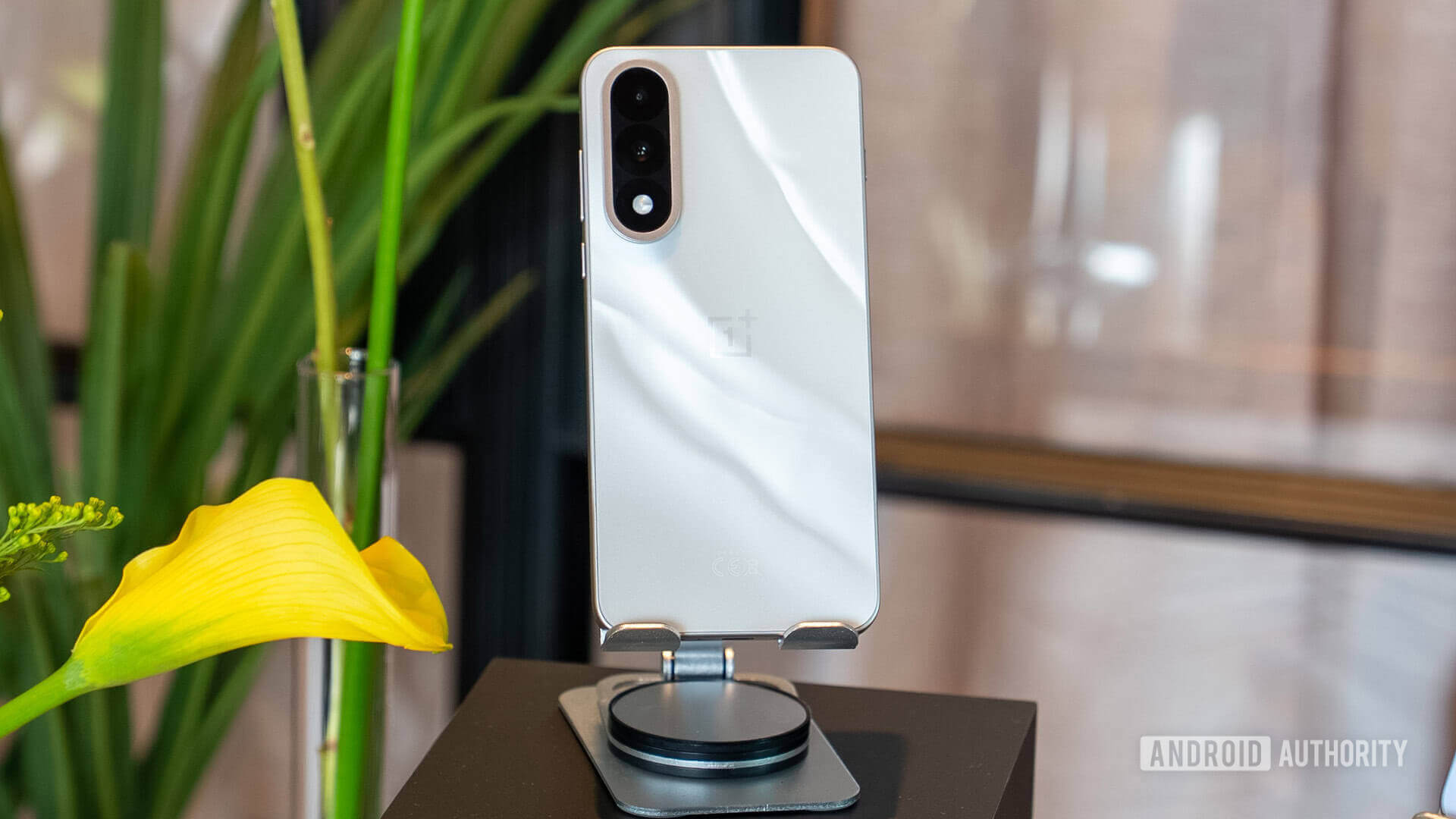Представлен OnePlus Nord 5 – 6800 мАч, 80 Вт, IP65 и Snapdragon 8s Gen 3