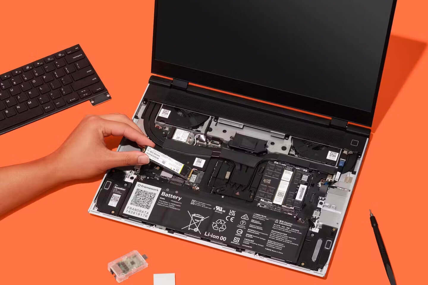 Модульный Framework Laptop 16 получил сменную мобильную NVIDIA RTX 5070