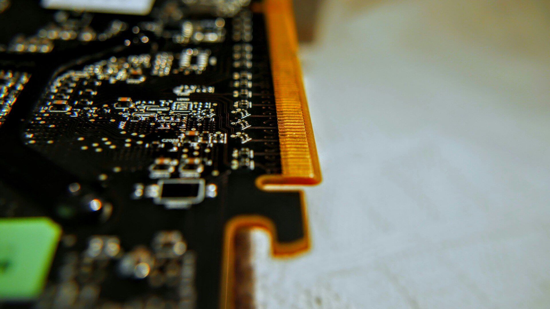 Анонсирована спецификация PCIe 8.0 – до 1 ТБ/с в режиме x16