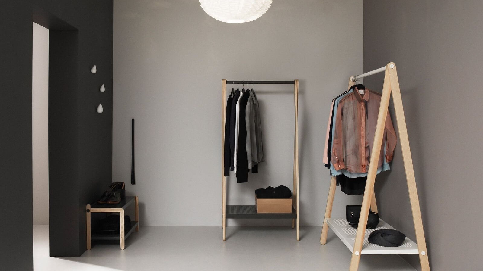 Напольные вешалки