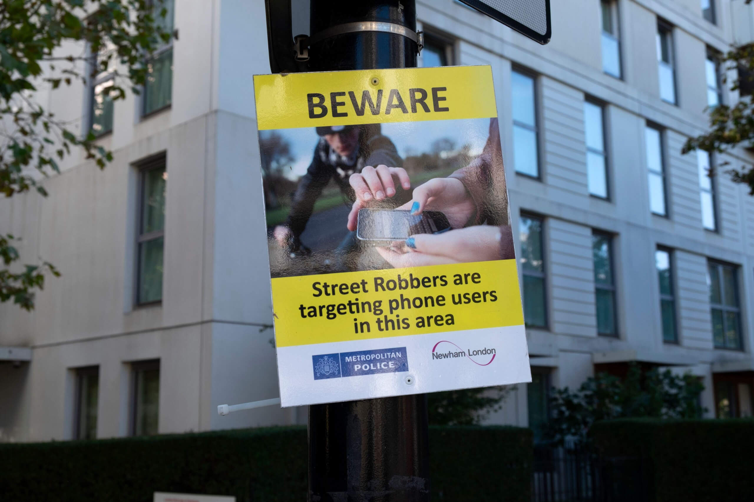 Воры возвращают смартфоны владельцам, если это не iPhone