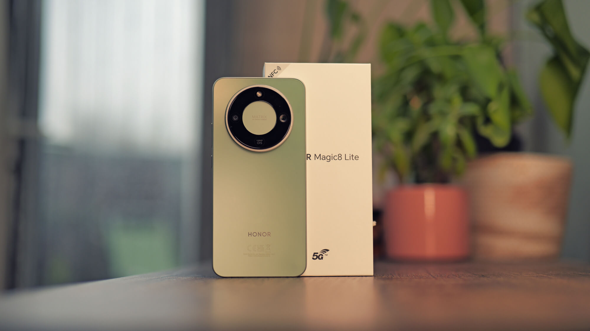 Представлен Honor Magic 8 Lite – яркий дисплей, защита IP69K и АКБ на 7500 мАч