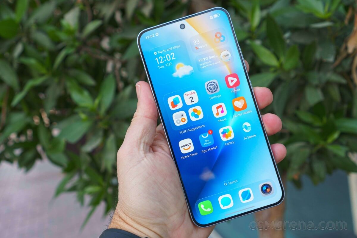 Honor Win с батареей на 10 000 мАч и кулером в блоке камер показали на фото