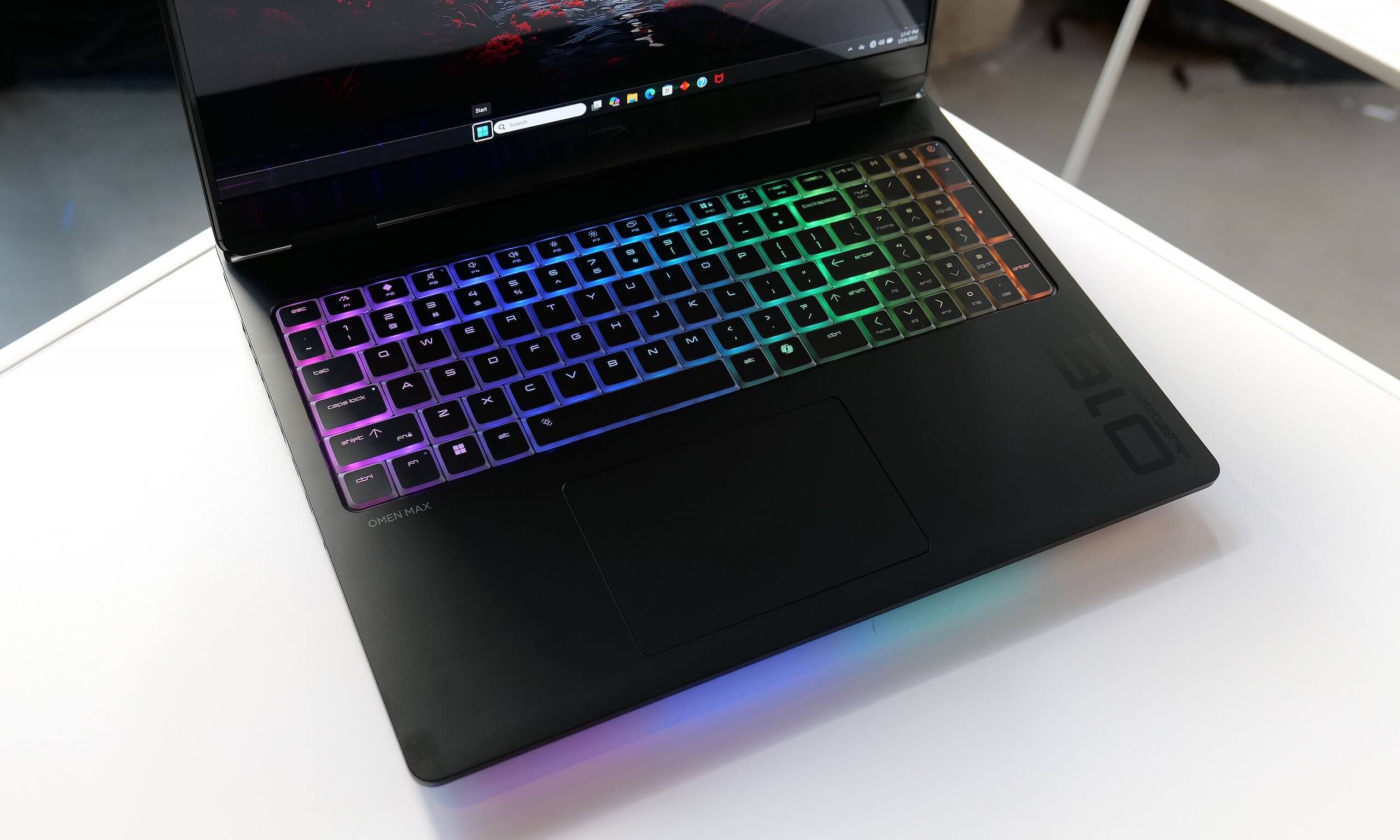 HP Omen Max 16