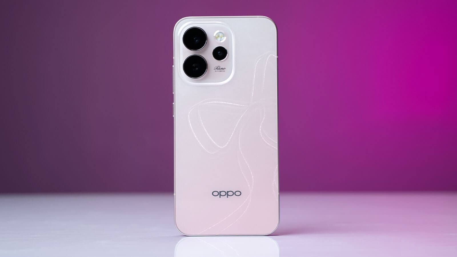 Компактный OPPO Reno 15 Pro Mini получил батарею на 6200 мАч и зум-камеру