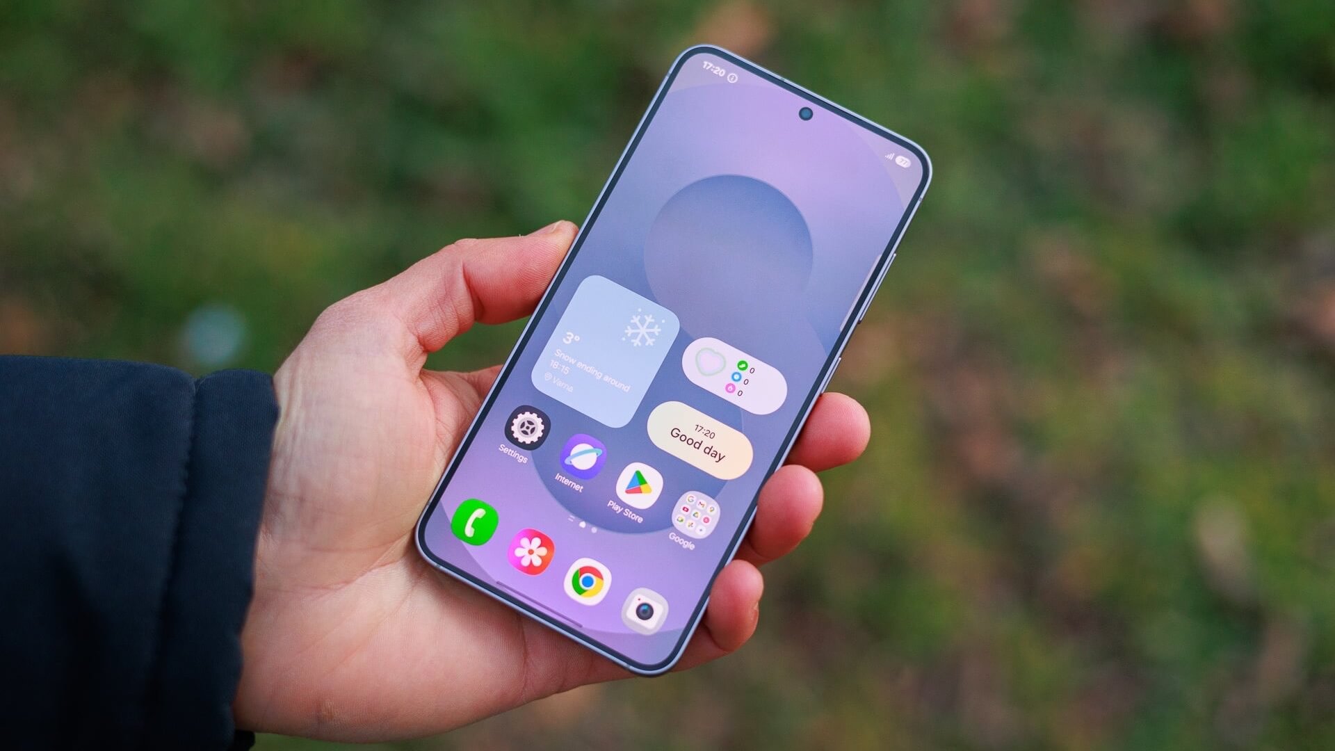 Samsung Galaxy S26 получит экран с защитой от посторонних глаз