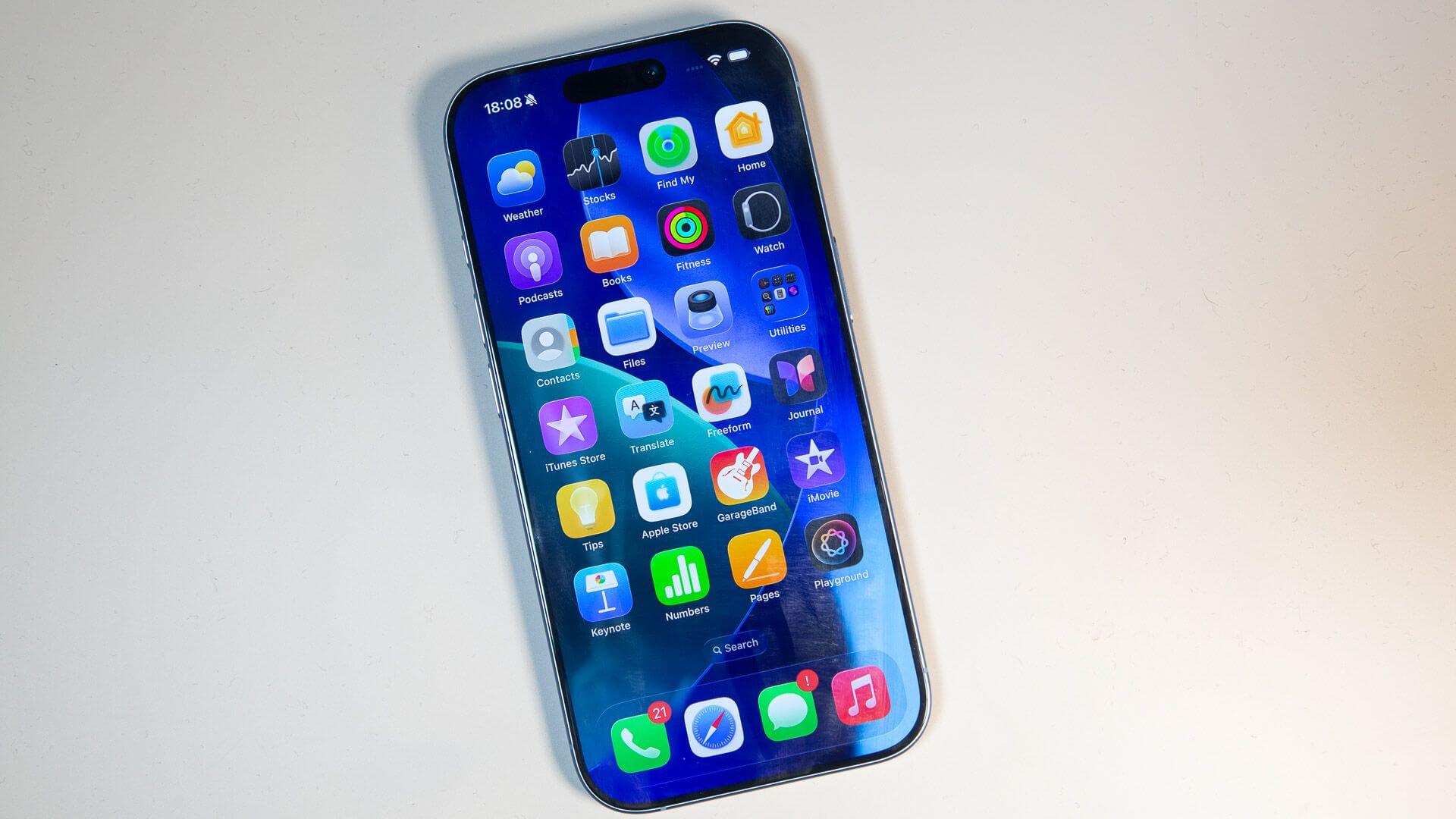 Владельцы iPhone массово избегают обновления до iOS 26