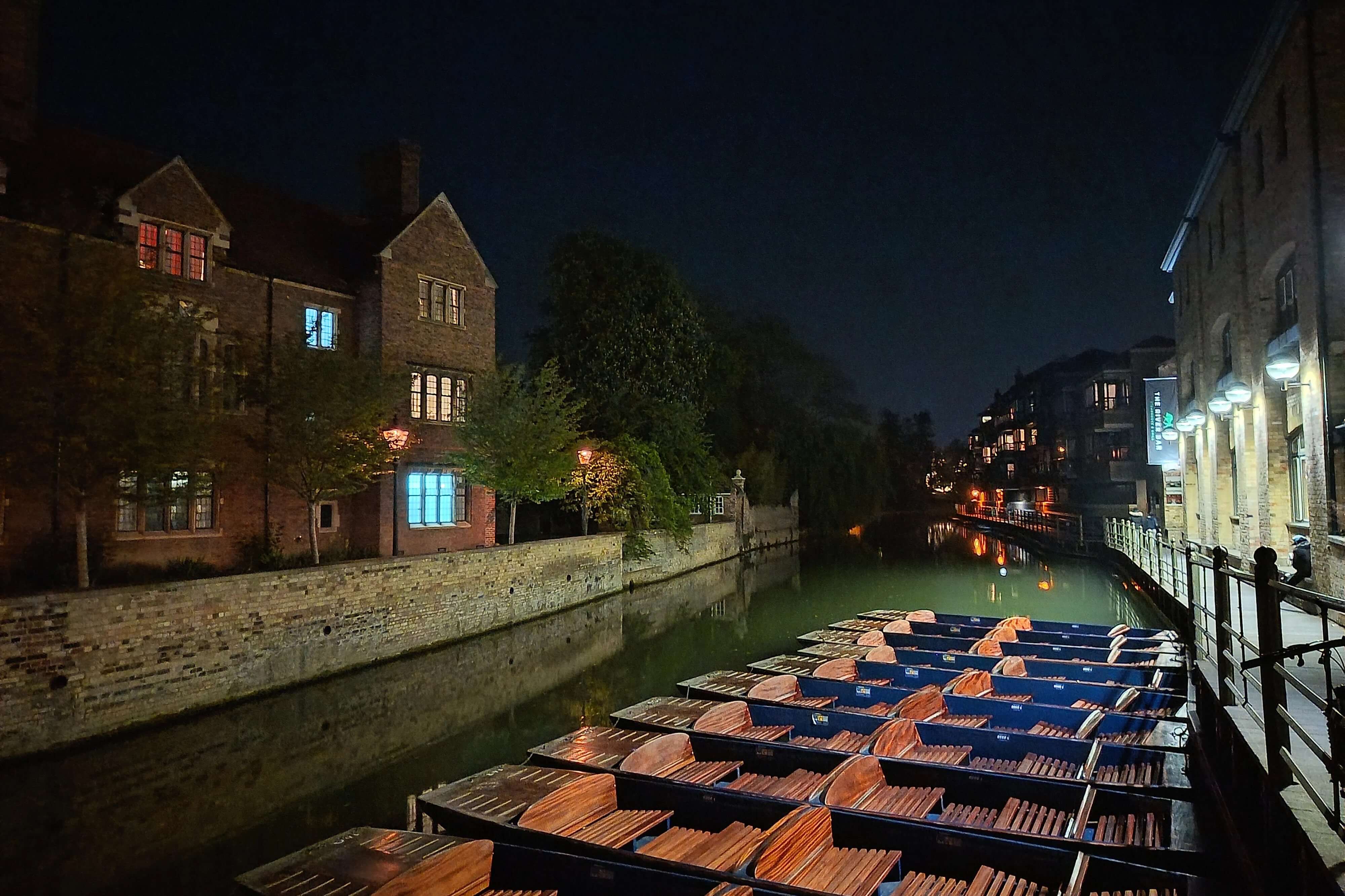 Honor 400 Lite пример ночного фото