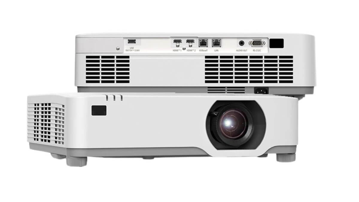 Sharp выпустила яркие лазерные проекторы с поддержкой 300-дюймовых экранов