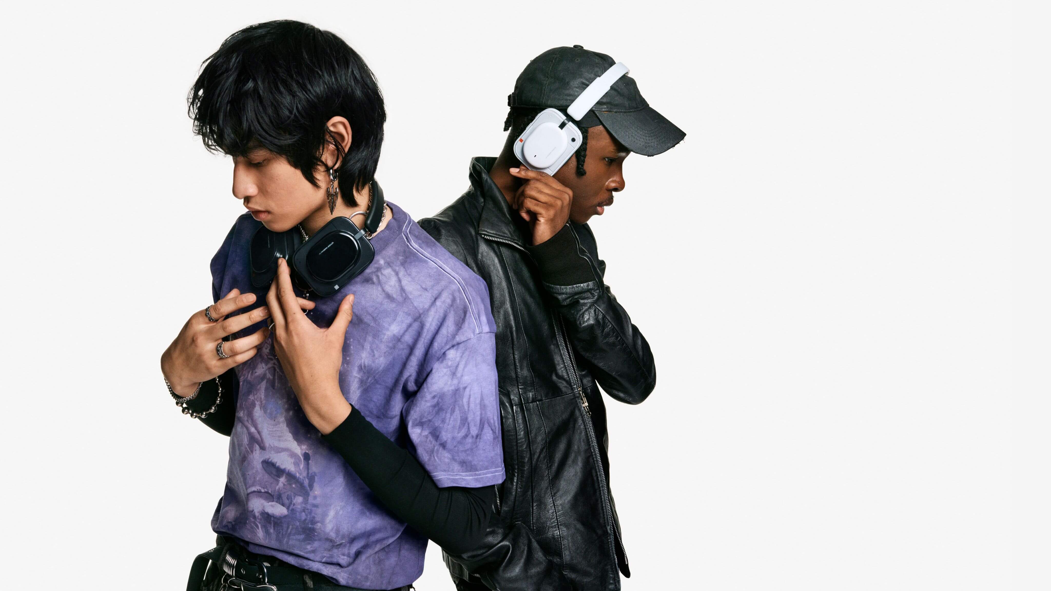 Nothing Headphone (a) на голове