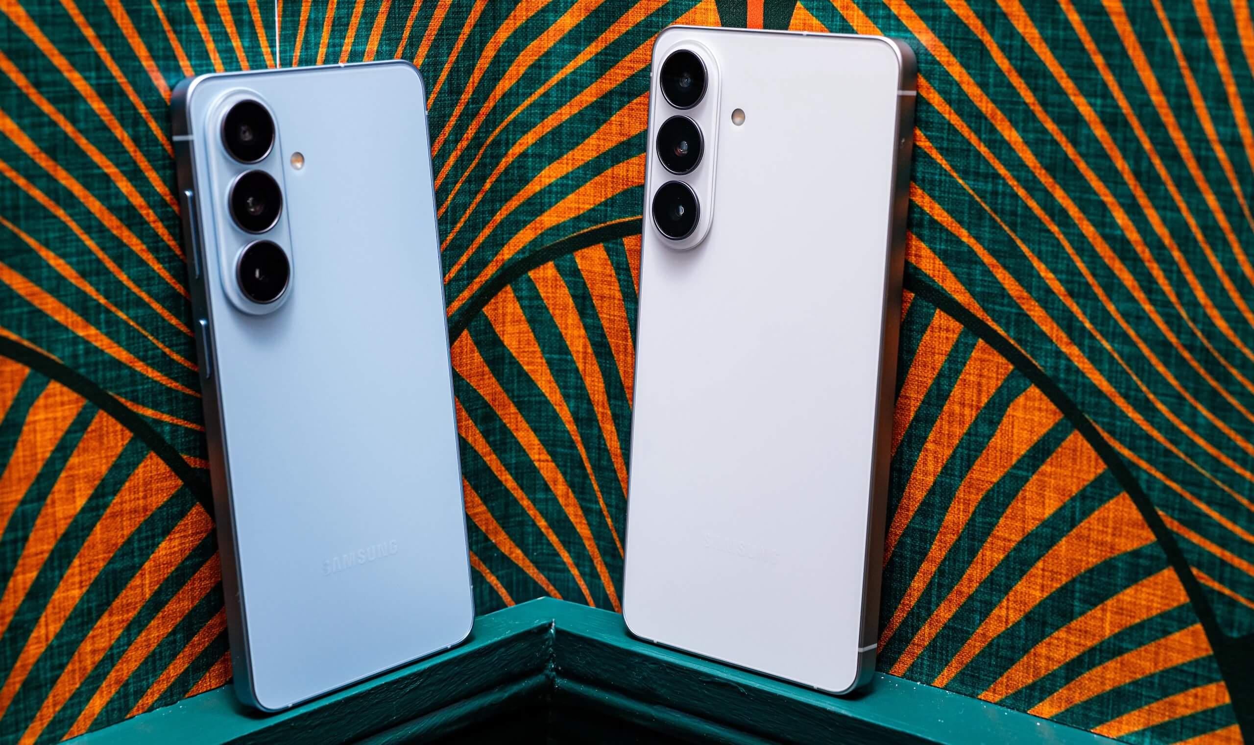 Samsung Galaxy S26 и S26+ Samsung Galaxy S26 и S26+