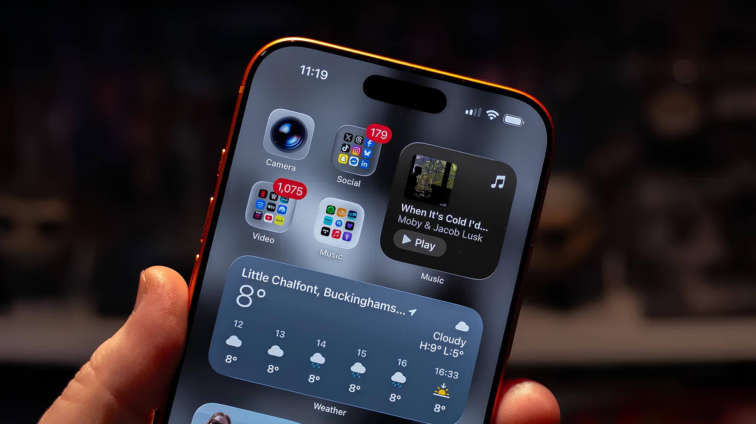 Вышла iOS 26.4 – 8 новых эмодзи, функции ИИ и исправления для iPhone