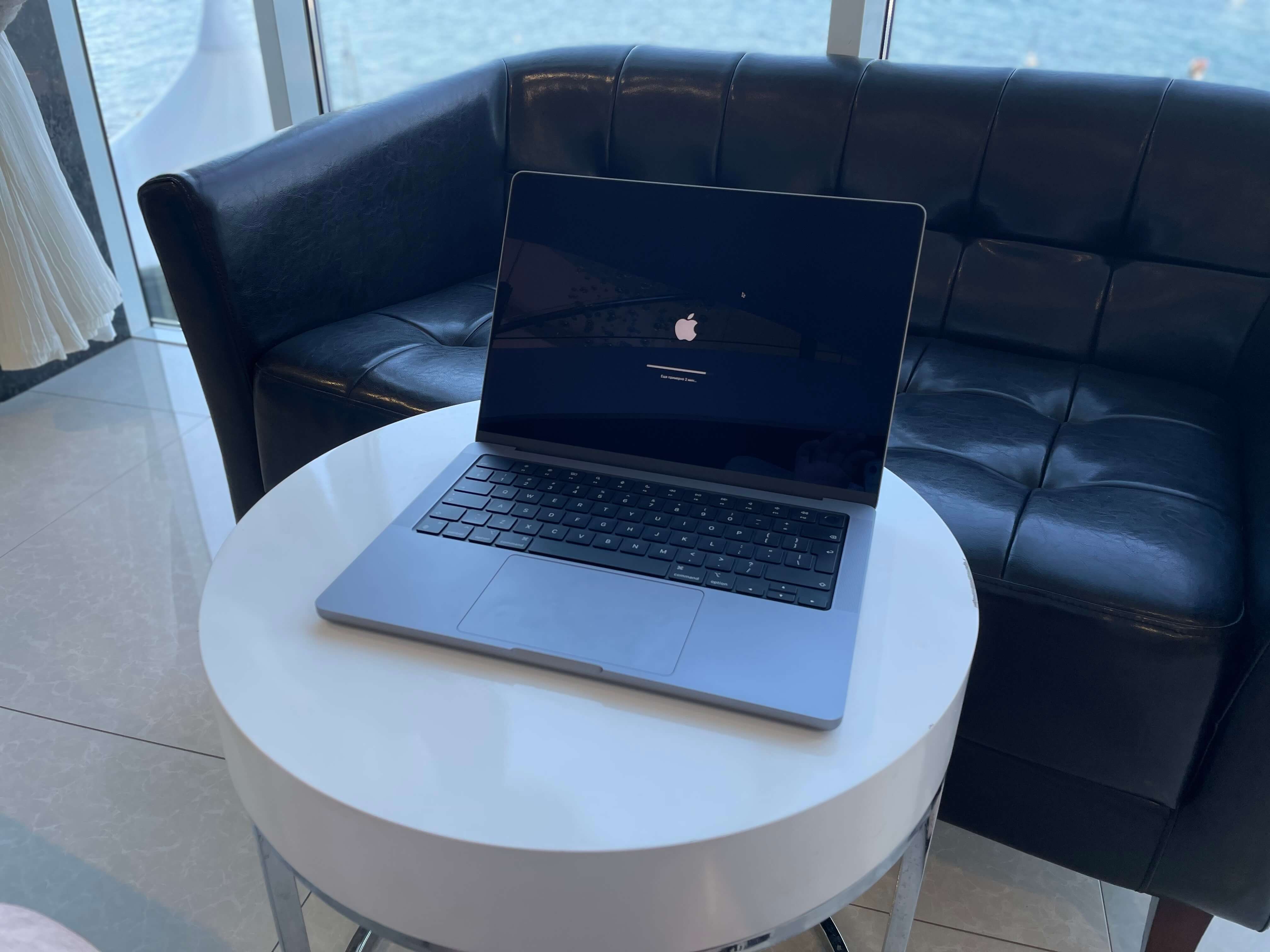 MacBook Pro 14