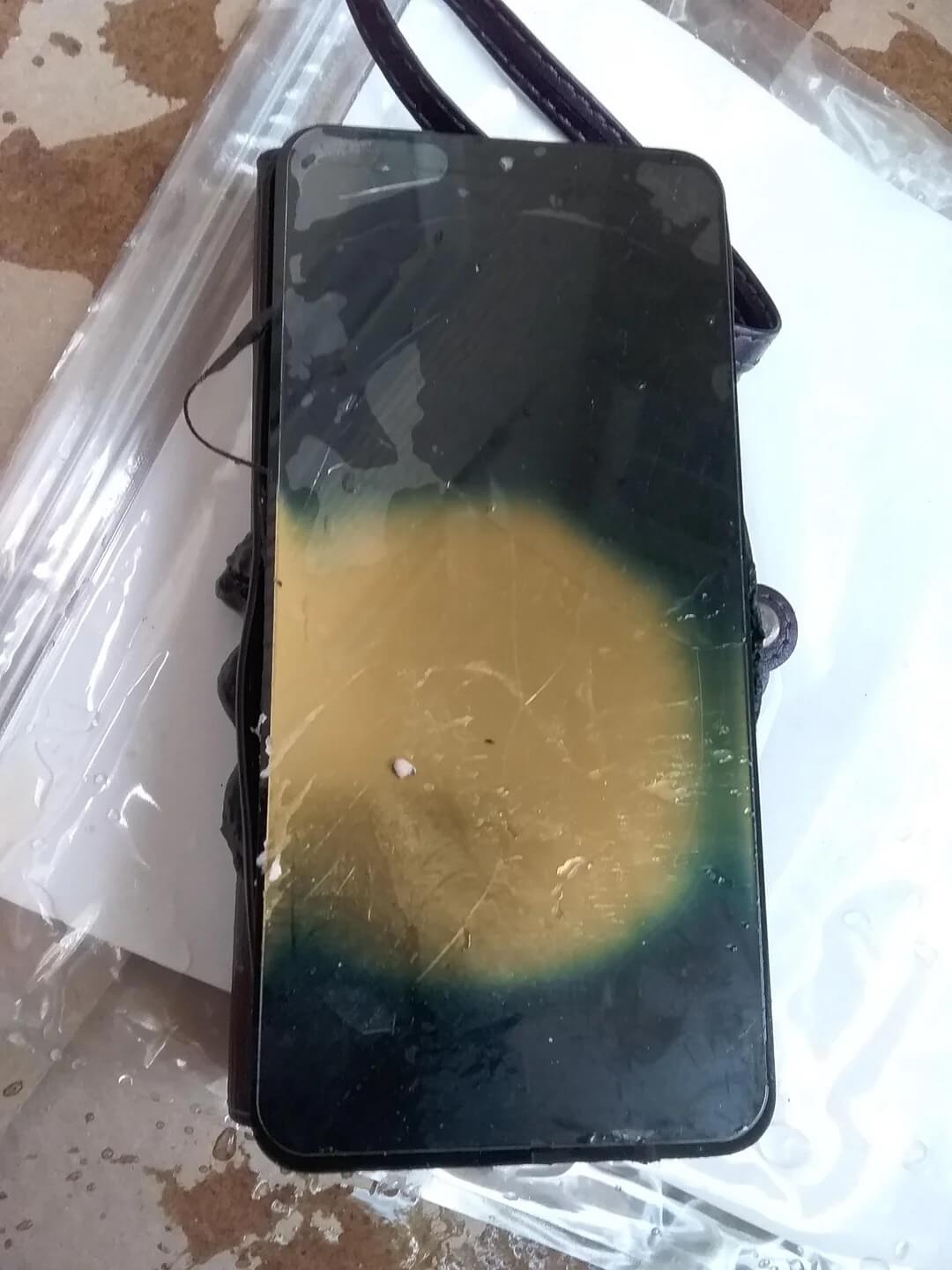 Samsung Galaxy S25 FE взорвался Samsung Galaxy S25 FE взорвался