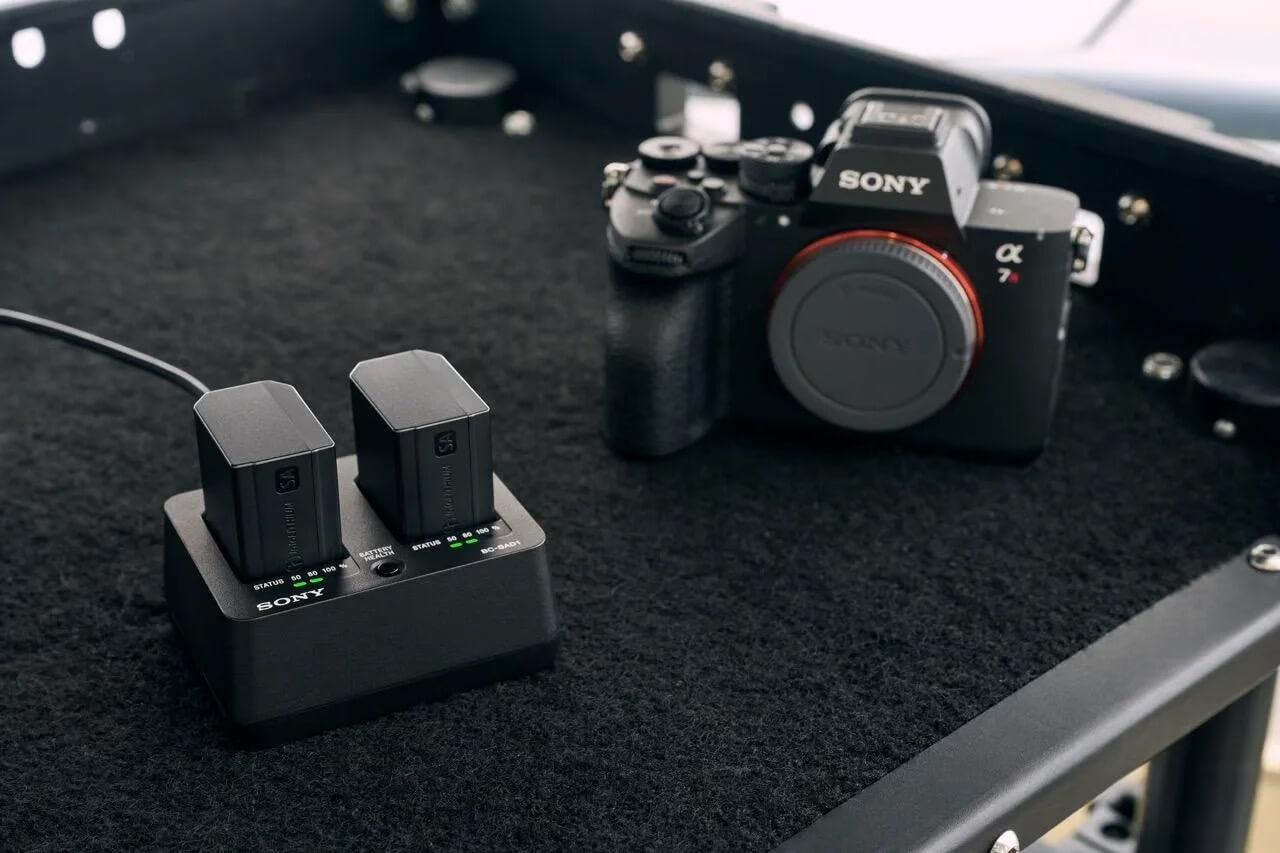 Sony анонсировала полнокадровую беззеркалку A7R VI