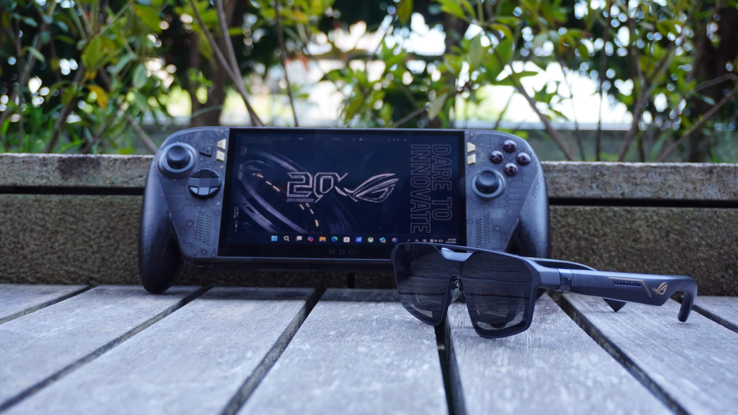 ASUS ROG Xbox Ally X20 – портативка с OLED-дисплеем и AR-очками