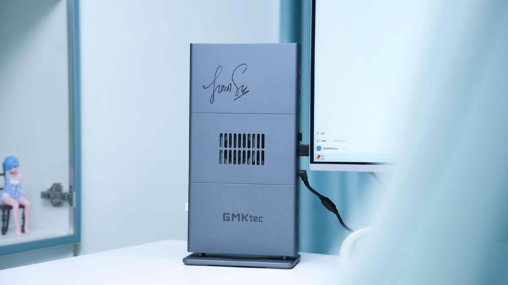 GMKtec выпустила мини-ПК Evo-X3 со 128 ГБ ОЗУ и OCuLink за $3205