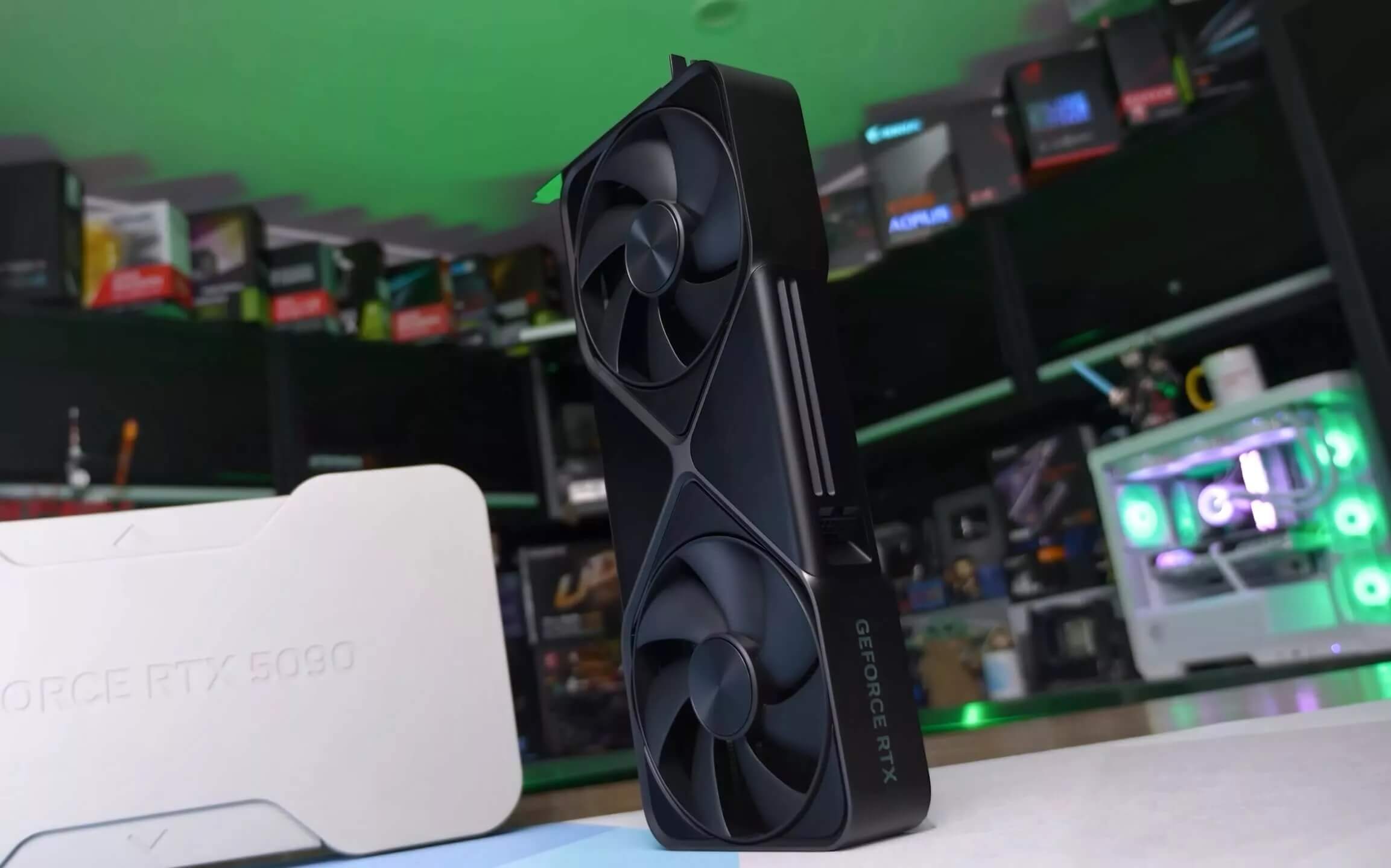 NVIDIA готовит GeForce RTX 5090 SE с 32 ГБ памяти за $1500